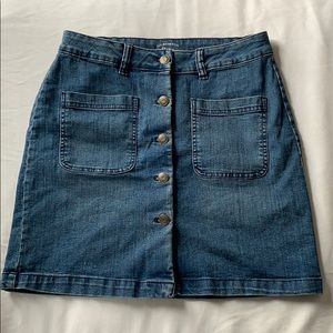 G. H. Bass & Co. denim button down mini skirt